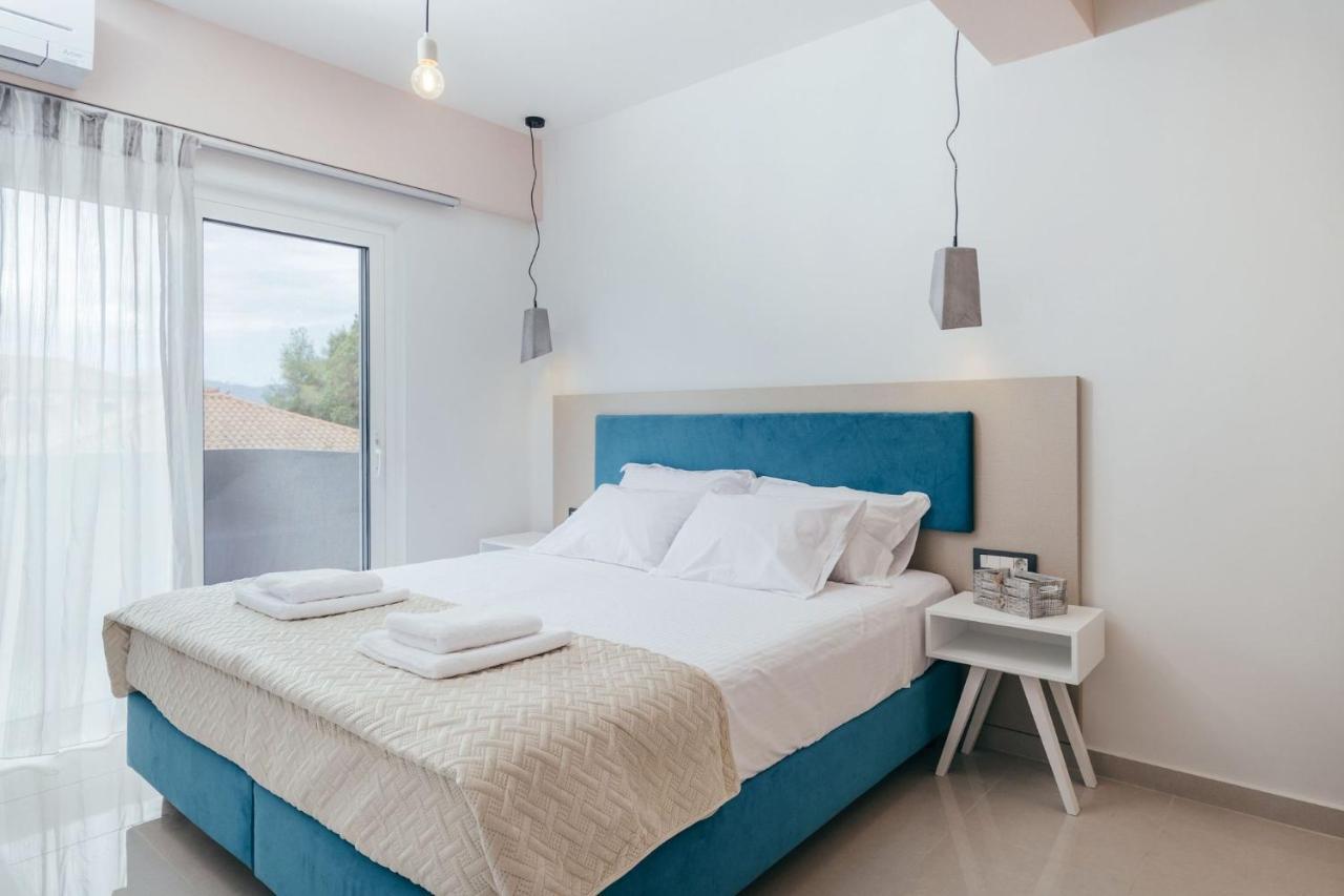 Corner45 Apartments In Kalamaki Center, By Zantewize Exterior photo