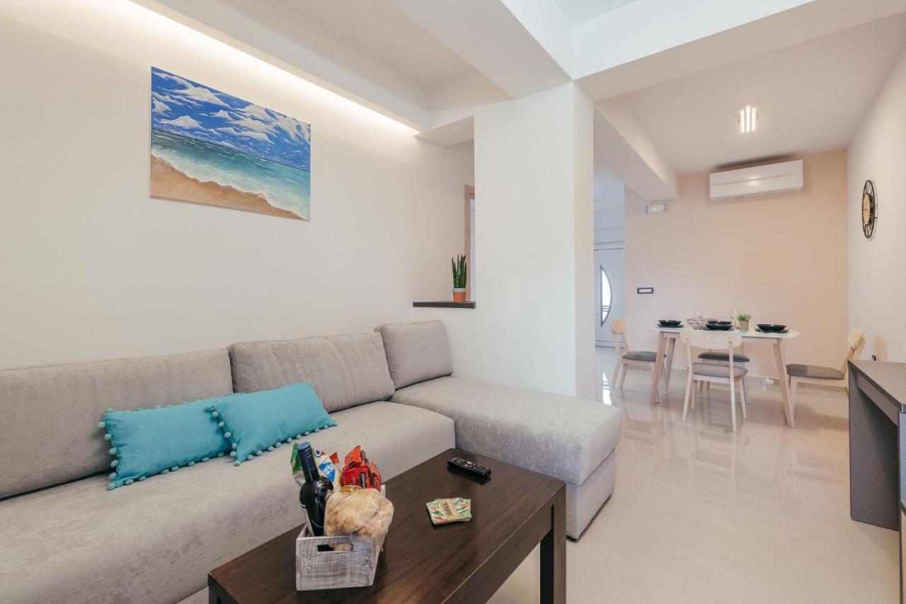Corner45 Apartments In Kalamaki Center, By Zantewize Exterior photo